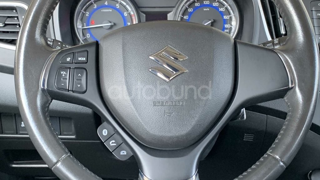 1.2 Club BLUETOOTH KLIMA SITZHEIZUNG