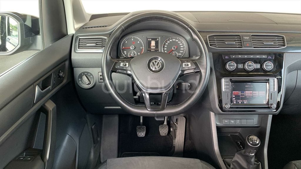 2.0 TDI ACC KA LEDER NAVI PDC RFK SHZ XENON