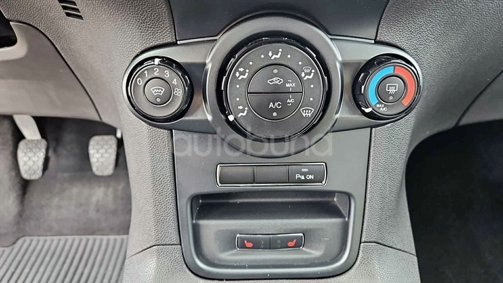 1.0 5-Türer BLUETOOTH KLIMA PDC SHZ beh. WSS