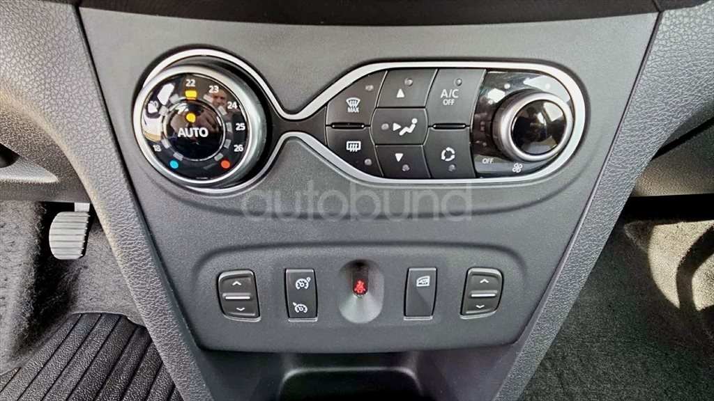 0.9 TCe 90 KLIMA NAVI NEBEL RELING TOUCH