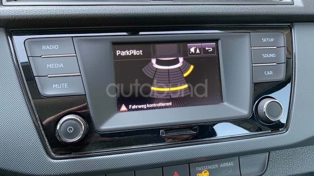 1.0 TSI ALU KLIMA DAB NEBEL PDC TOUCH