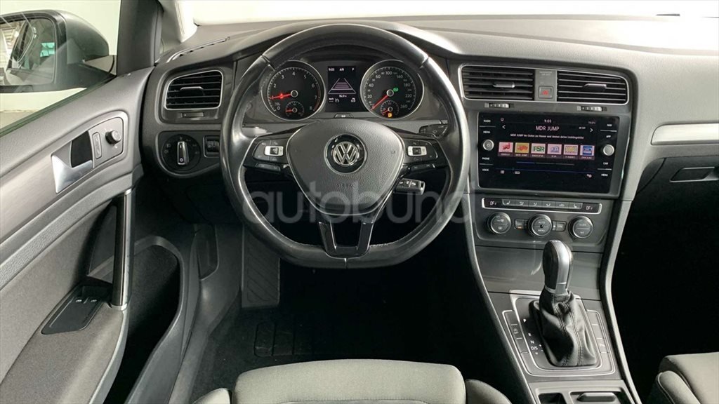 1.0 TSI DSG ACC KA NAVI NEBEL PDC RFK SHZ TOUCH